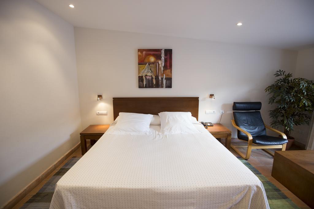 לה קאסס ד'אלקנאר Hotel Cal Naudi מראה חיצוני תמונה