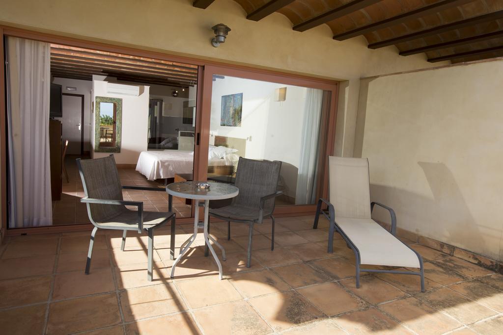 לה קאסס ד'אלקנאר Hotel Cal Naudi מראה חיצוני תמונה