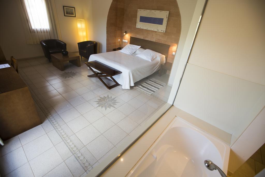 לה קאסס ד'אלקנאר Hotel Cal Naudi מראה חיצוני תמונה