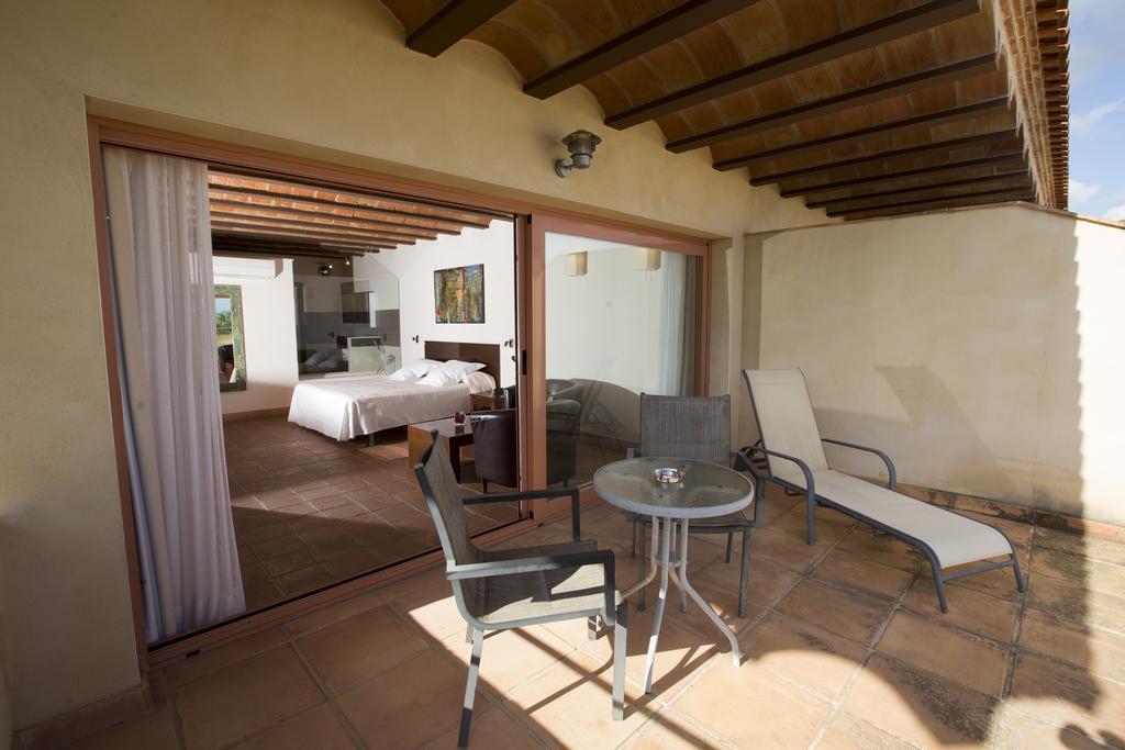 לה קאסס ד'אלקנאר Hotel Cal Naudi מראה חיצוני תמונה