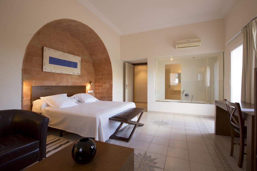 לה קאסס ד'אלקנאר Hotel Cal Naudi מראה חיצוני תמונה